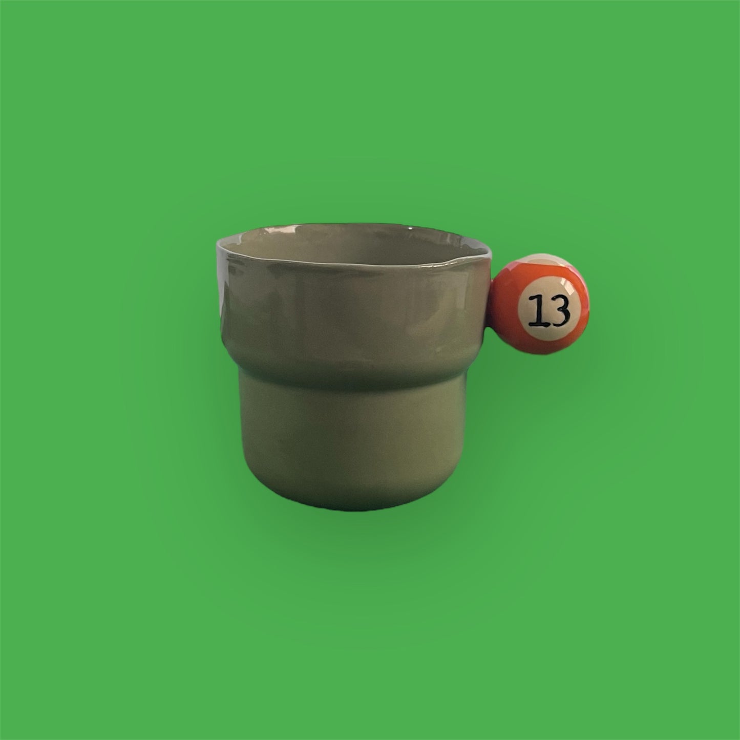 Pool ball cup